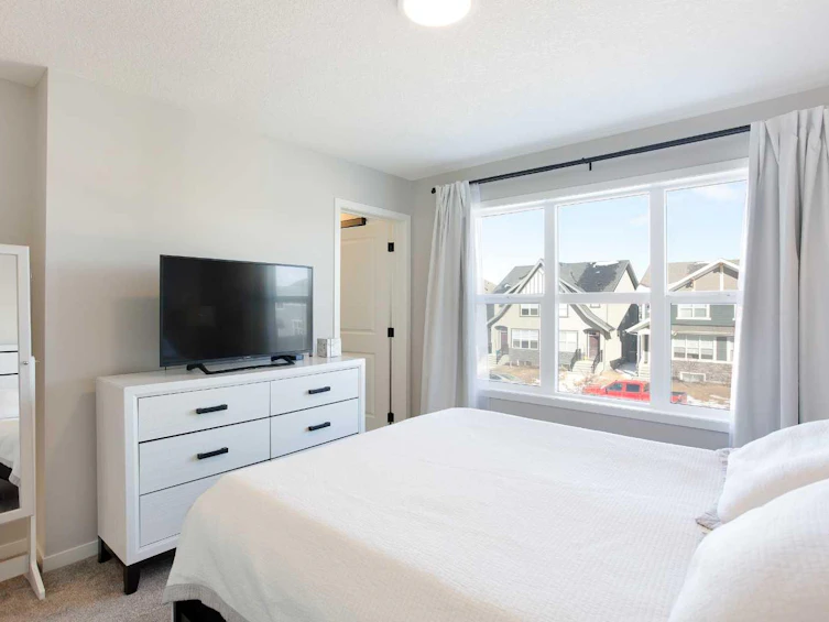 61 Magnolia Parade SE, Calgary, AB, T3M 3E5 - 12