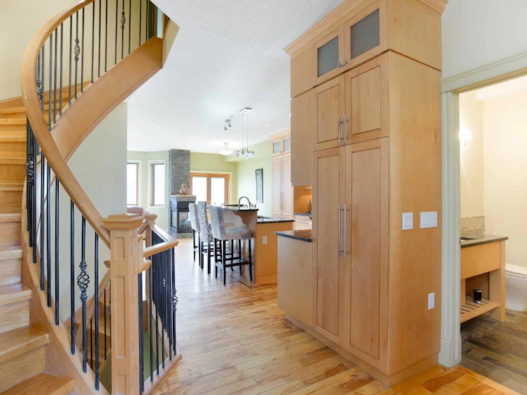 2323 22 Avenue SW, Calgary, AB, T2T 0T1 - 2
