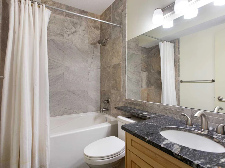 2323 22 Avenue SW, Calgary, AB, T2T 0T1 - 26