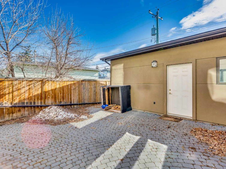 2323 22 Avenue SW, Calgary, AB, T2T 0T1 - 31