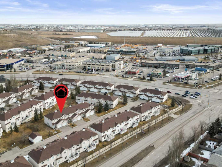 24 Douglas Glen Park SE, Calgary, AB, T2Z 3Z3 - 4