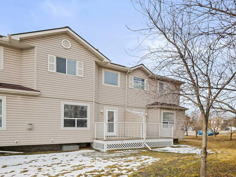 24 Douglas Glen Park SE, Calgary, AB, T2Z 3Z3 - 29