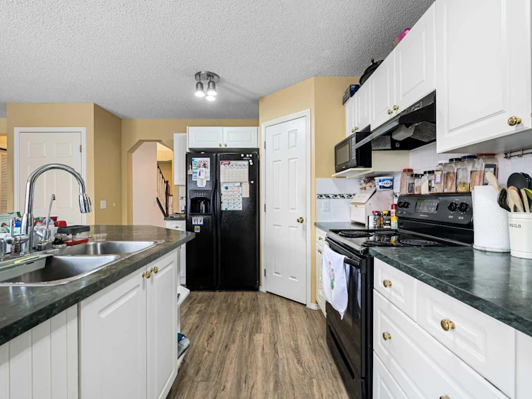 213 Crystalridge Place, Okotoks, AB, T1S 1T9 - 8