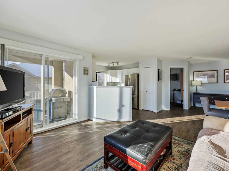 302-2000 Citadel Meadow Point NW, Calgary, AB, T3G 5N5 - 8
