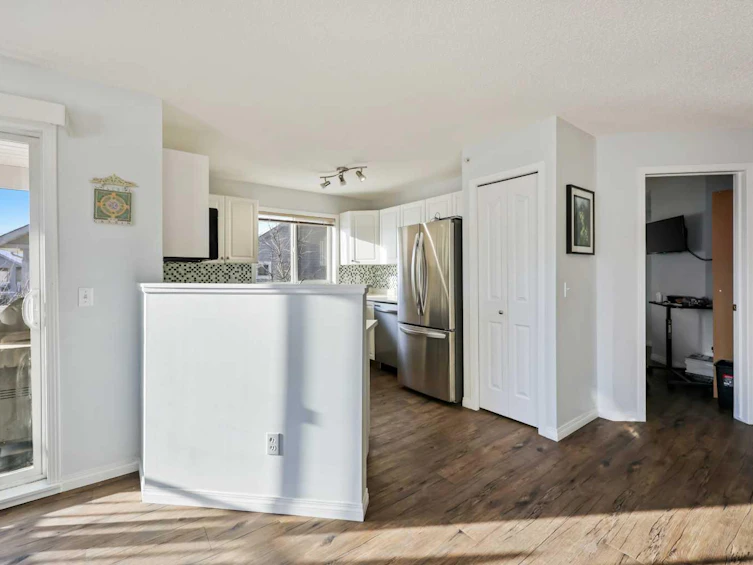 302-2000 Citadel Meadow Point NW, Calgary, AB, T3G 5N5 - 9