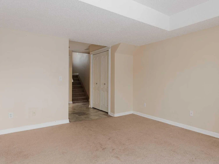 23-100 Albion Drive, Fort Mcmurray, AB, T9H 1M1 - 30