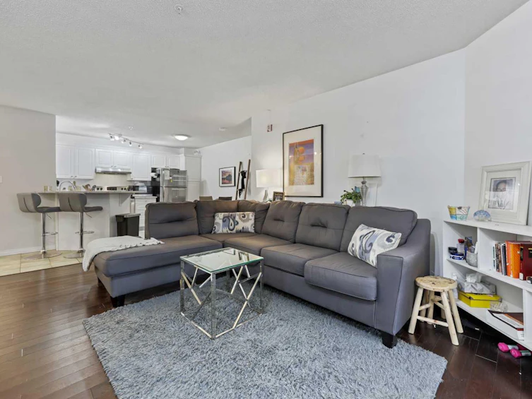 102-777 3 Avenue SW, Calgary, AB, T2P 0G8 - 12