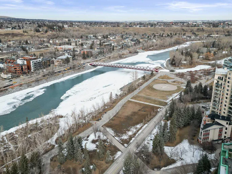 102-777 3 Avenue SW, Calgary, AB, T2P 0G8 - 33