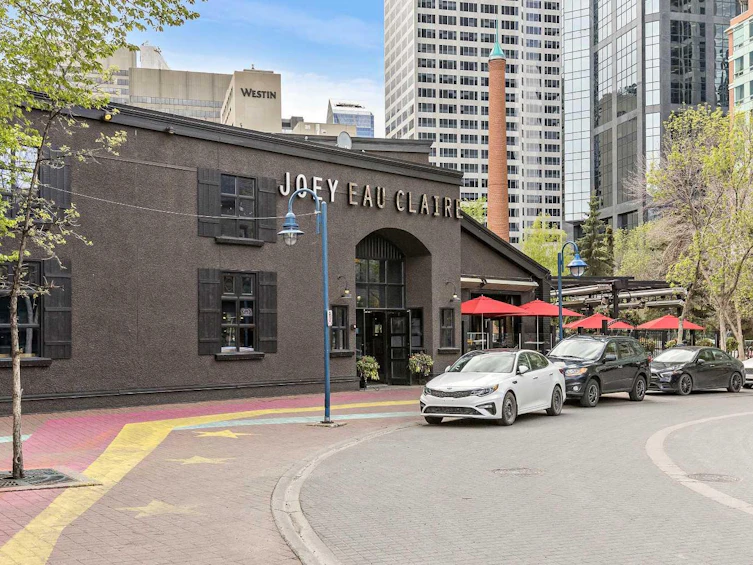 102-777 3 Avenue SW, Calgary, AB, T2P 0G8 - 36