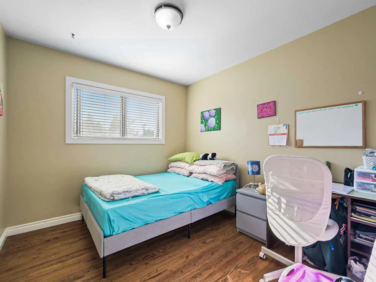 2548 Chicoutimi Drive NW, Calgary, AB, T2L 0W5 - 13