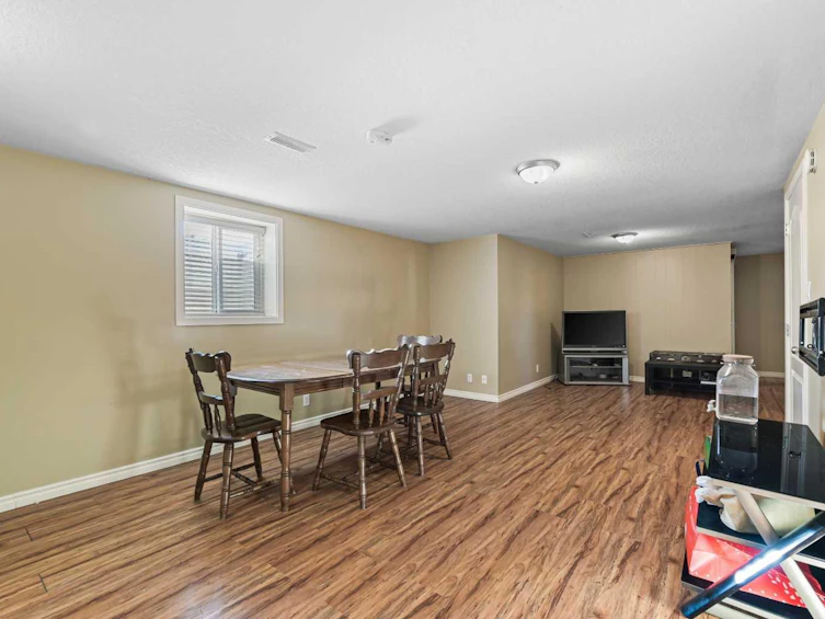 2548 Chicoutimi Drive NW, Calgary, AB, T2L 0W5 - 19