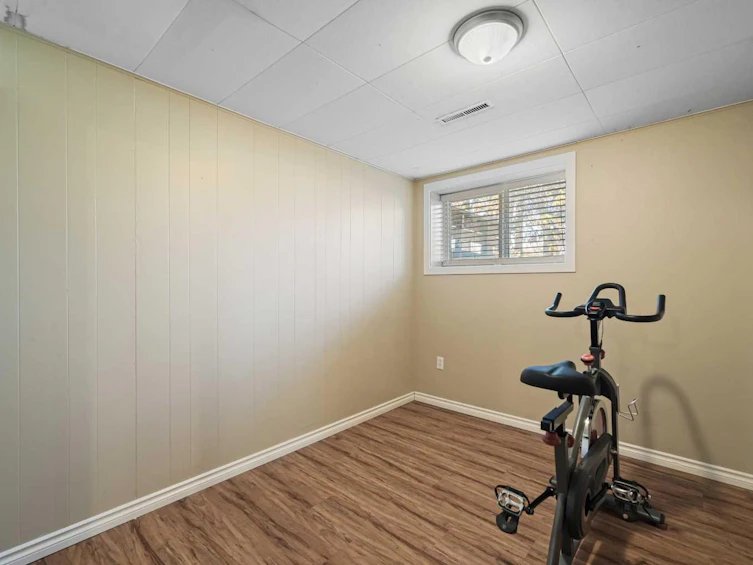 2548 Chicoutimi Drive NW, Calgary, AB, T2L 0W5 - 30