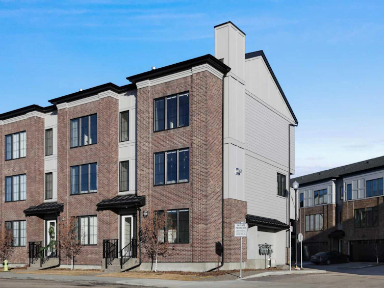 158 Discovery Drive SW, Calgary, AB, T3H 6E9 - 42