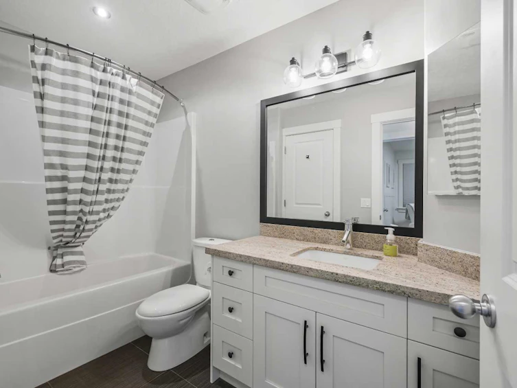 3419 2 Street NW, Calgary, AB, T2K 0Y1 - 33