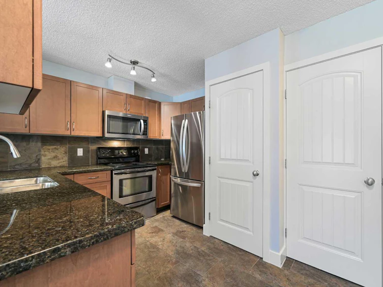 10-220 Village Terrace SW, Calgary, AB, T3H 2L4 - 8