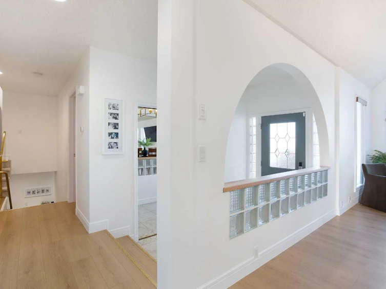 29 Shawnee Rise SW, Calgary, AB, T2Y 2R8 - 3