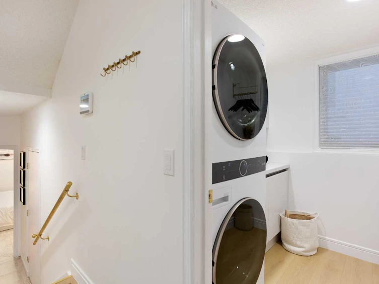 29 Shawnee Rise SW, Calgary, AB, T2Y 2R8 - 41