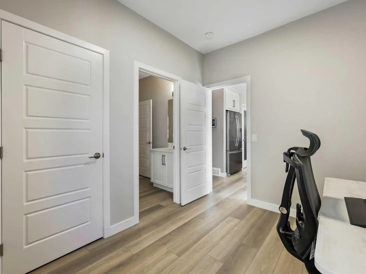 65 Edith Crescent NW, Calgary, AB, T3R 2C2 - 17