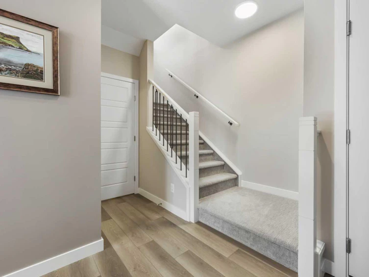 65 Edith Crescent NW, Calgary, AB, T3R 2C2 - 20