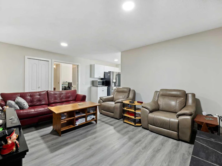 43 Maryvale Place NE, Calgary, AB, T2A 2V4 - 12