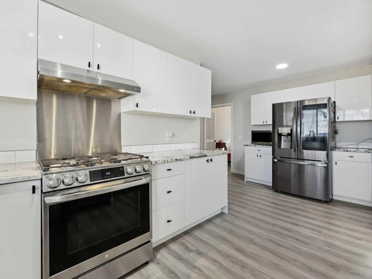43 Maryvale Place NE, Calgary, AB, T2A 2V4 - 14