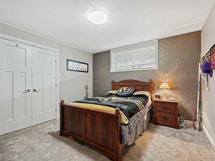 34 Kananaskis Court, Crowsnest Pass, AB, T0K 0M0 - 24