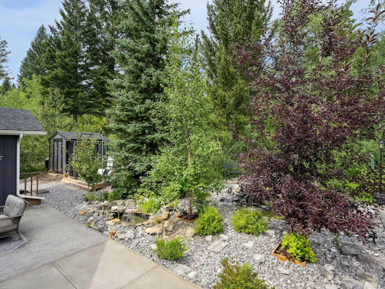 34 Kananaskis Court, Crowsnest Pass, AB, T0K 0M0 - 36