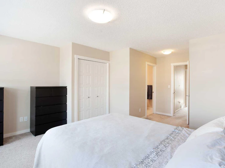 1514-2400 Ravenswood View SE, Airdrie, AB, T4A 0V7 - 18
