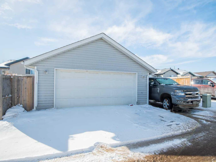 248 Deschner, Red Deer, AB, T4R 3C2 - 4