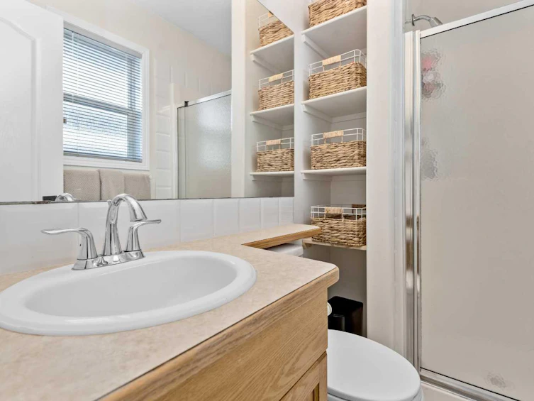 248 Deschner, Red Deer, AB, T4R 3C2 - 18