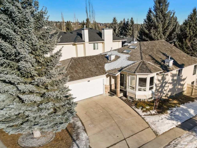 71 Evergreen Terrace SW, Calgary, AB, T2Y 2V9 - 2