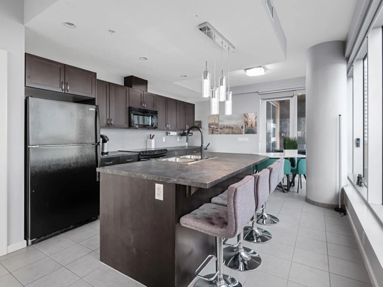 407-211 13 Avenue SE, Calgary, AB, T2G 1E1 - 4