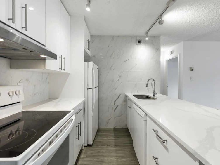 1007-221 6 Avenue SE, Calgary, AB, T2G 4Z9 - 7