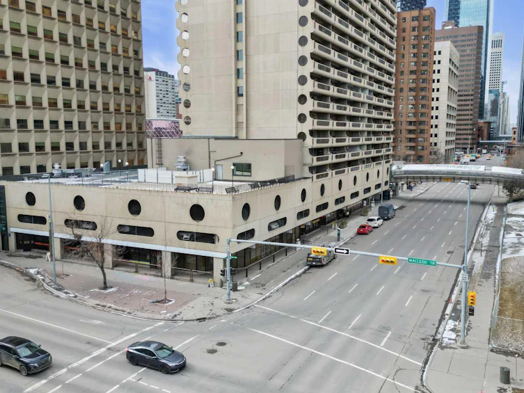 1007-221 6 Avenue SE, Calgary, AB, T2G 4Z9 - 33
