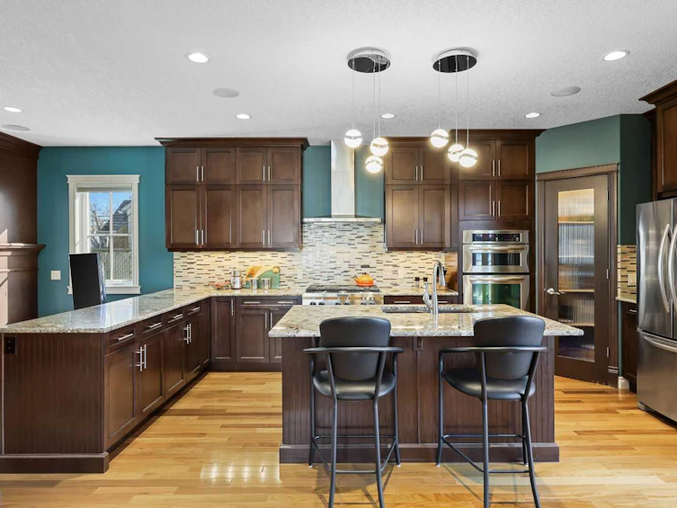467 22 Avenue NE, Calgary, AB, T2E 1T8 - 7