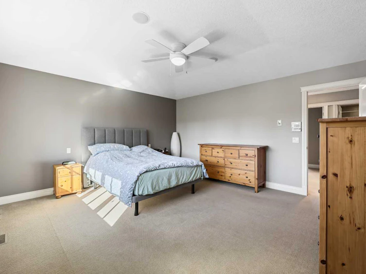 467 22 Avenue NE, Calgary, AB, T2E 1T8 - 14