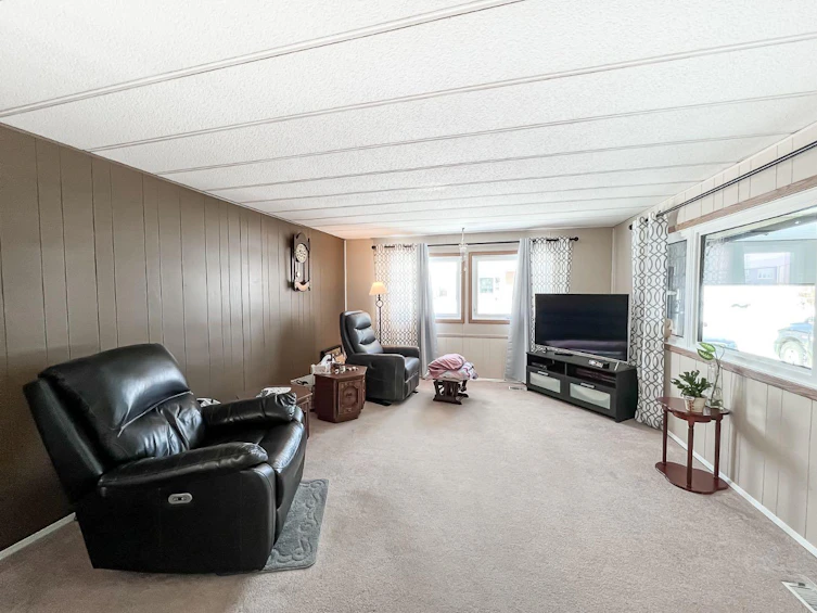 436 1 Street SW, Falher, AB, T0H 1M0 - 2