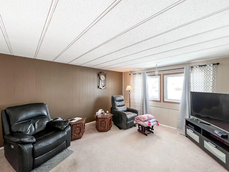 436 1 Street SW, Falher, AB, T0H 1M0 - 3