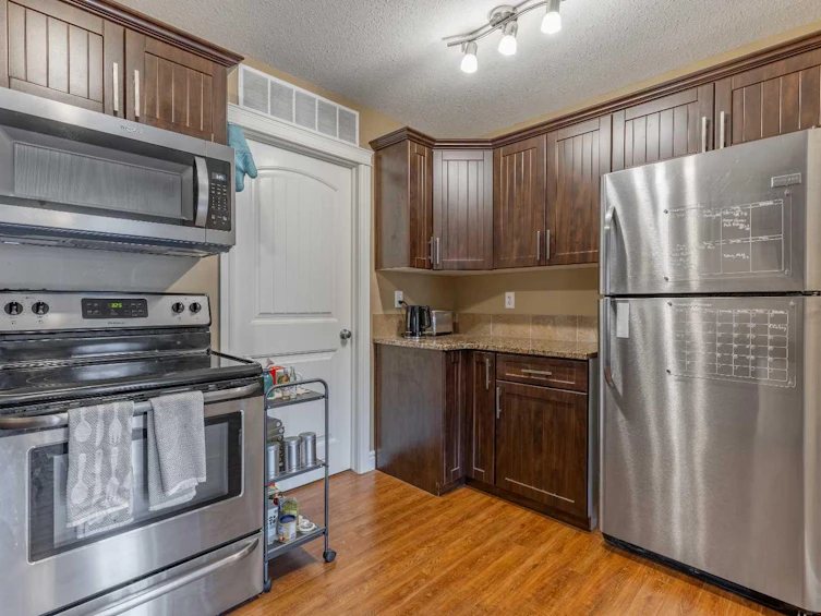 7-897 Mt Sundance Manor W, Lethbridge, AB, T1J 1X7 - 12