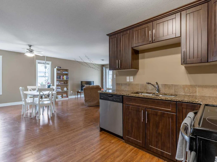 7-897 Mt Sundance Manor W, Lethbridge, AB, T1J 1X7 - 14