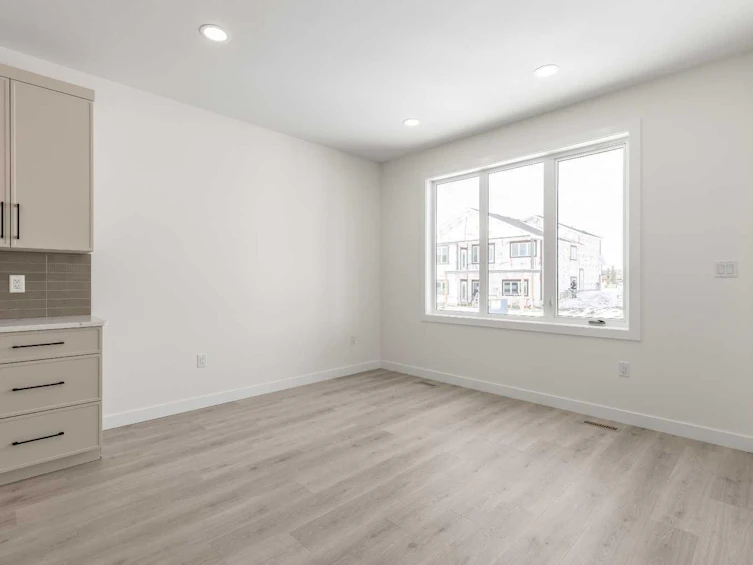 3036 21 Street, Coaldale, AB, T1M 0E9 - 9