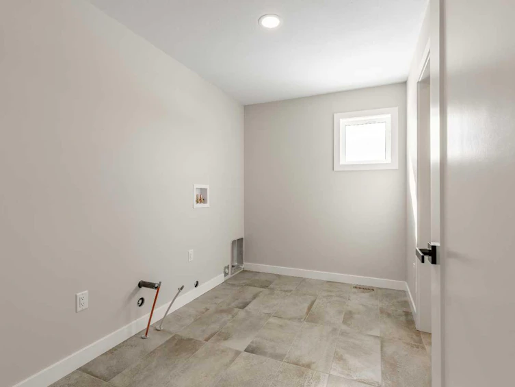 3036 21 Street, Coaldale, AB, T1M 0E9 - 32