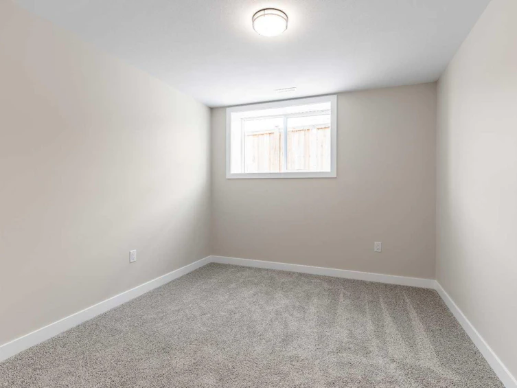 3036 21 Street, Coaldale, AB, T1M 0E9 - 36