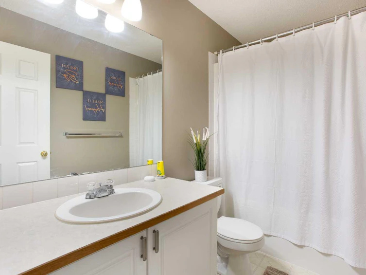 12 Panamount Crescent NW, Calgary, AB, T3K 5L7 - 16