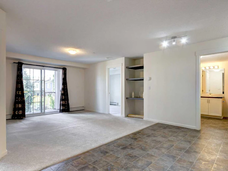 5308-279 Copperpond Common SE, Calgary, AB, T2Z 1J6 - 8