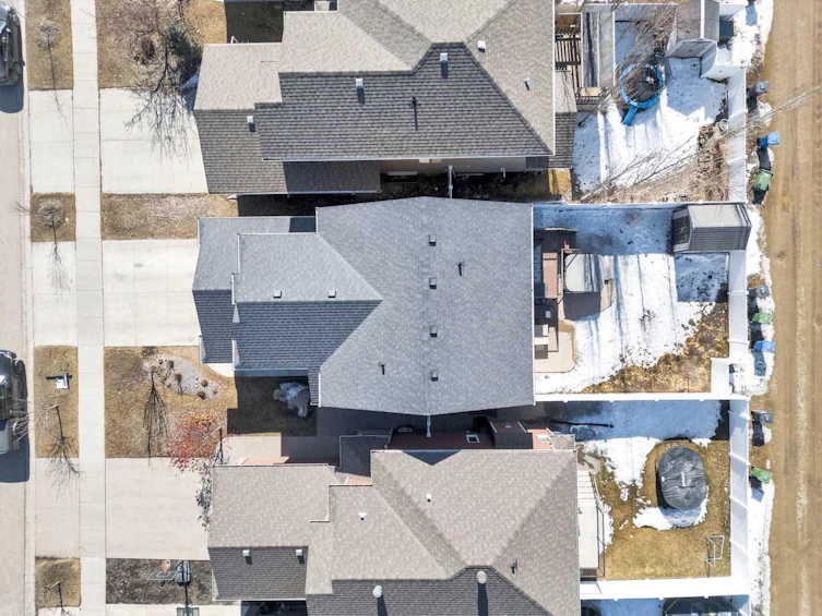 190 Viscount Drive, Red Deer, AB, T4R 0S2 - 4