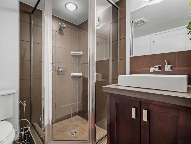 521 35 Street NW, Calgary, AB, T2N 2Z4 - 39