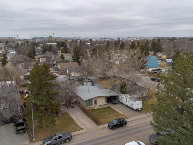 1706 22 Avenue, Coaldale, AB, T1M 1G2 - 46