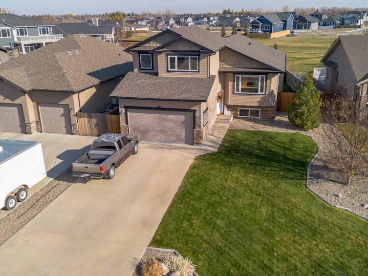3203 22 Street, Coaldale, AB, T1M 0B6 - 3