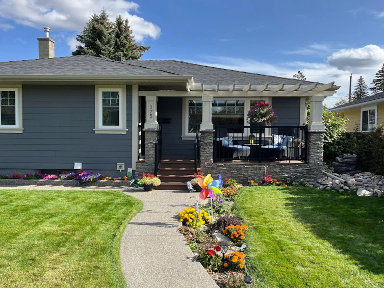 175 Westover Drive SW, Calgary, AB, T3C 2S7